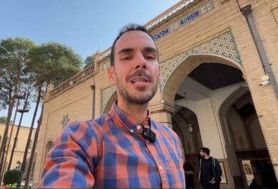 Rober Dacešin - Iran